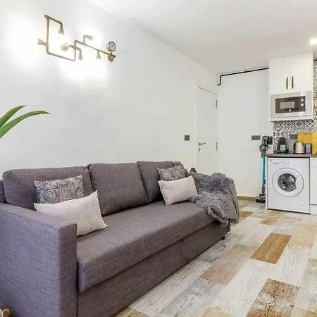 Pink Palm Апартаменты