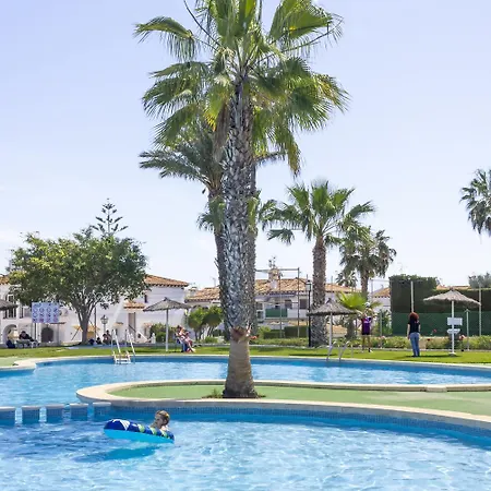 Pink Palm Апартаменты Торевьиа